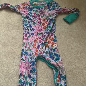 Little sleepies 6-12 Months